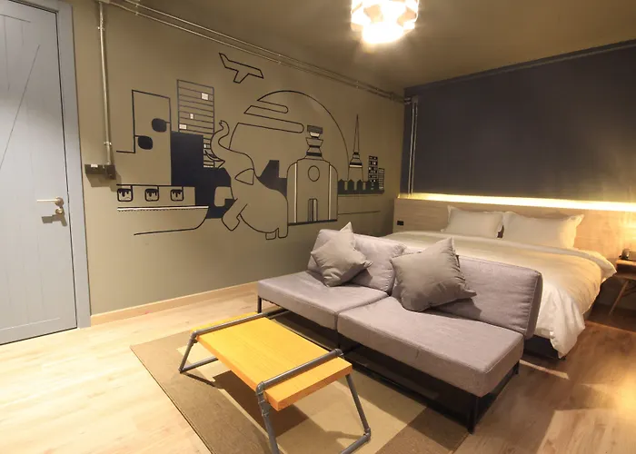 Tha Loft By Th District 酒店 3*